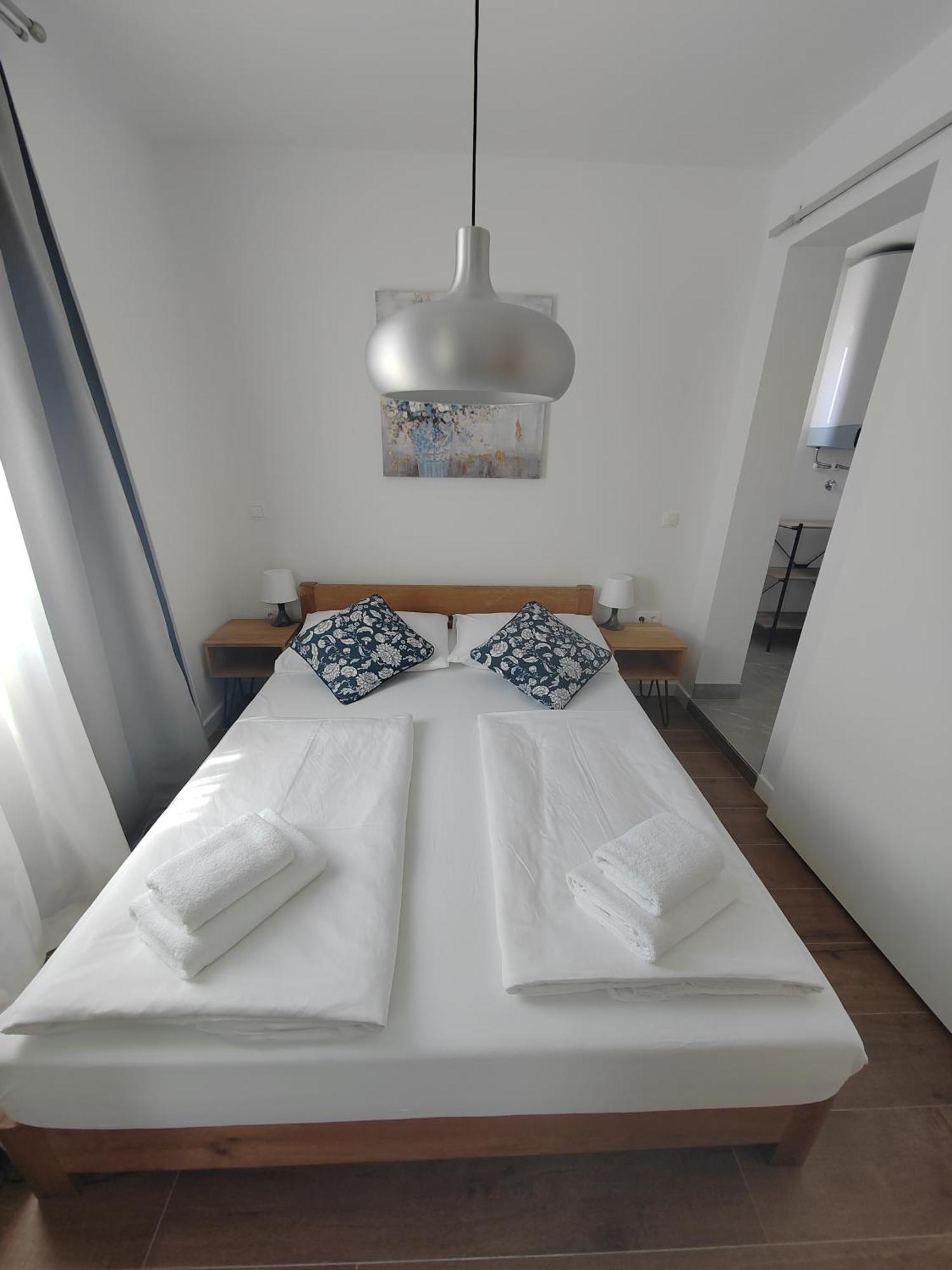 L&L Apartmani 1 ボル エクステリア 写真