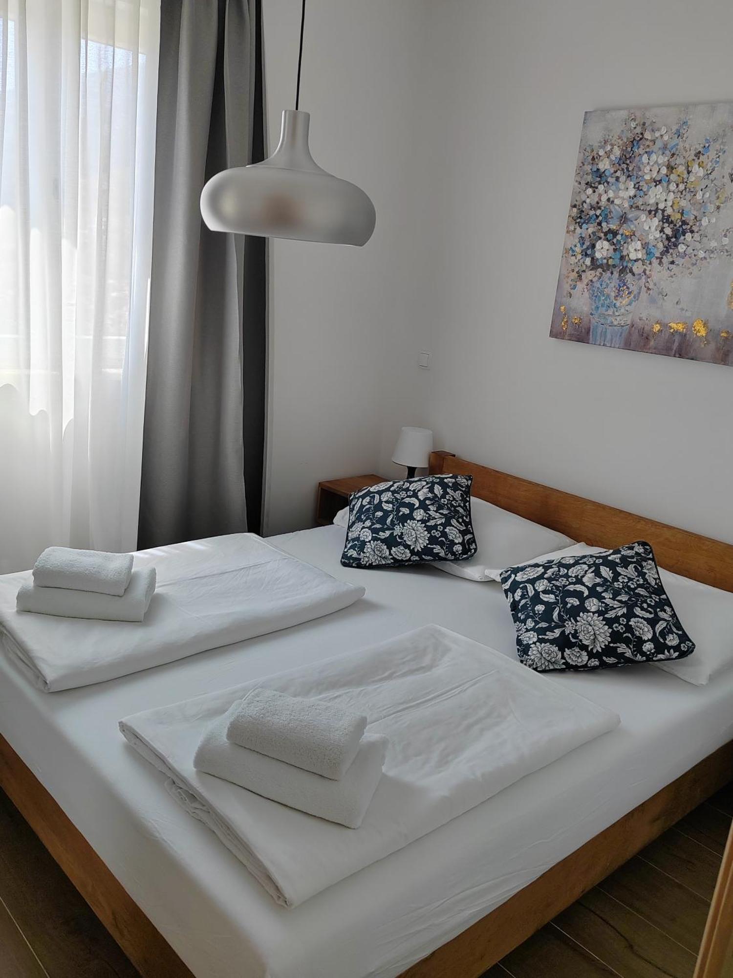 L&L Apartmani 1 ボル エクステリア 写真